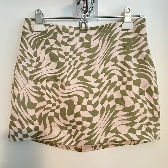 NWT For Love & Lemons Aiko Mini Skirt Green Size Small - Picture 3 of 10